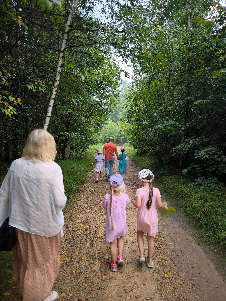 Парк большой, здесь можно долго бродить-гулять