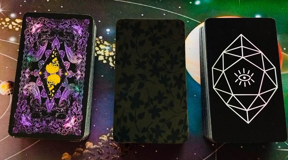 ВЫБЕРЕТЕ КОЛОДУ К КОТОРОЙ ПОТЯНЕТ, ЭТО БУДЕТ ВАШ ВАРИАНТ 🕉