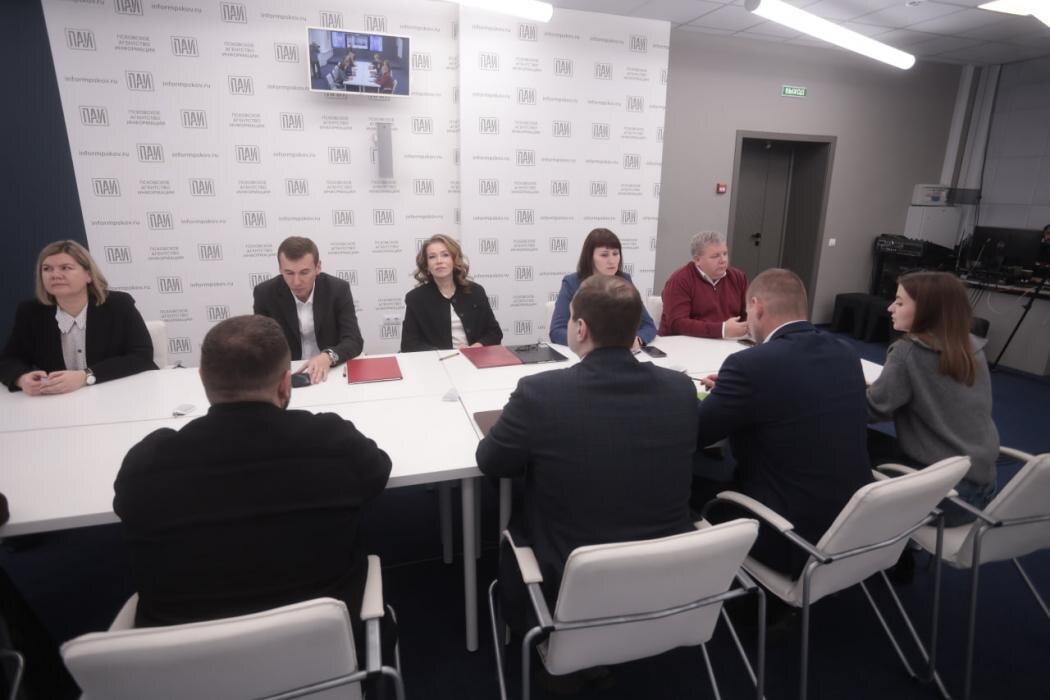 Подписание соглашения между «Медиацентром 60» и «АпсныМедиа»
Фото: Андрей Степанов