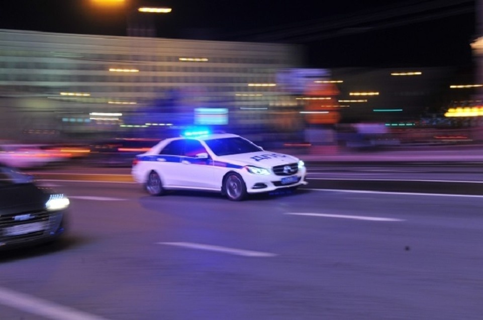    Поисками беглеца и тех, кто ему помог скрыться от правосудия, ищет полиция. Виктор ГУСЕЙНОВ