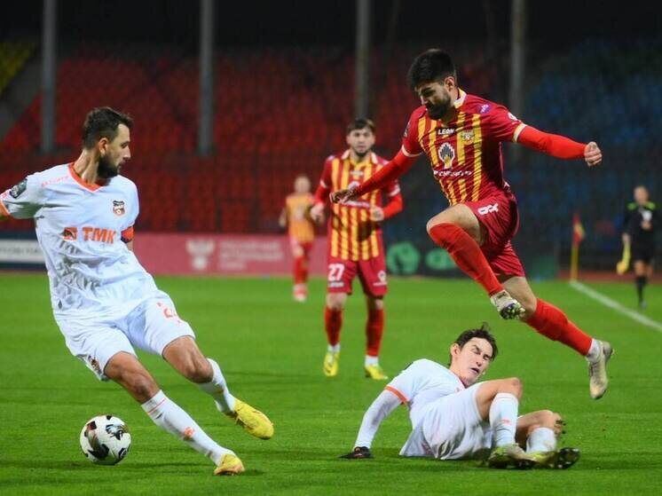     Фото с официального телеграмм-канала ПФК "Арсенал"