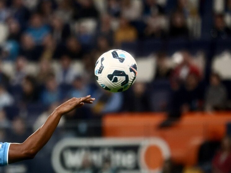     По словам экс-тренера, клуб «Динамо» неудачно начал сезон. Фото: архив МК в Питере