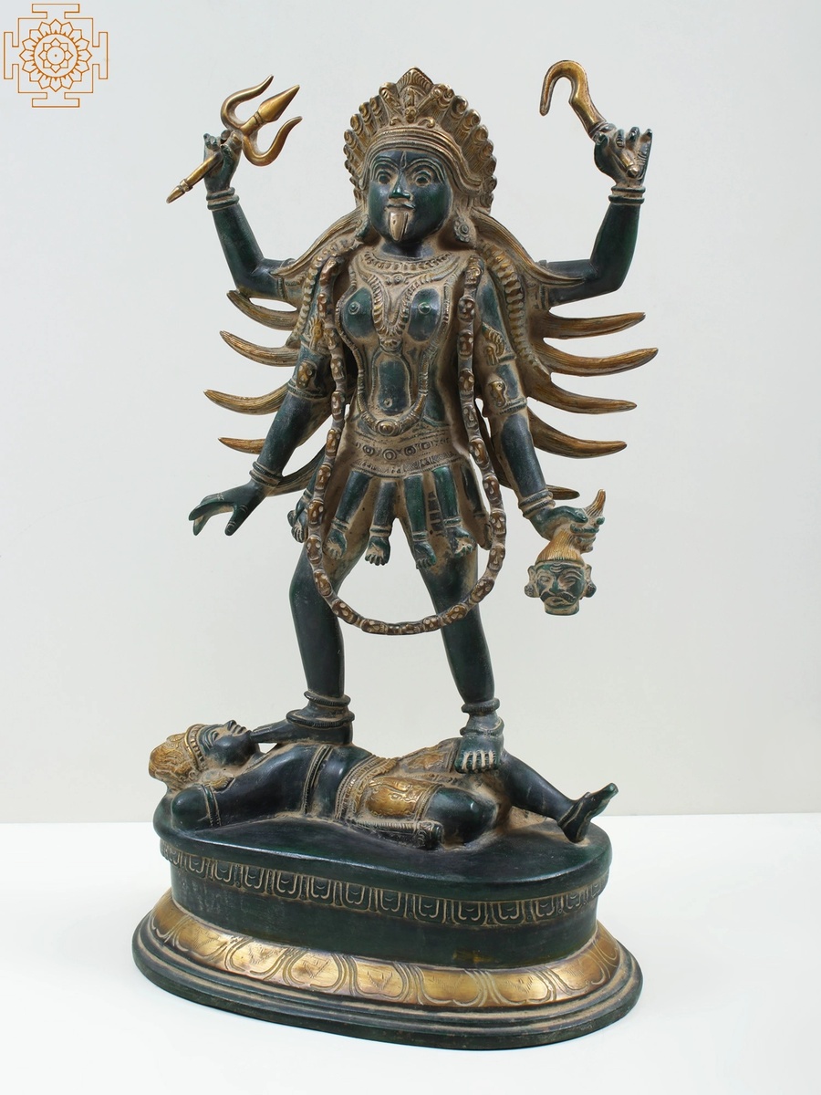 Индийская традиционная статуэтка Кали