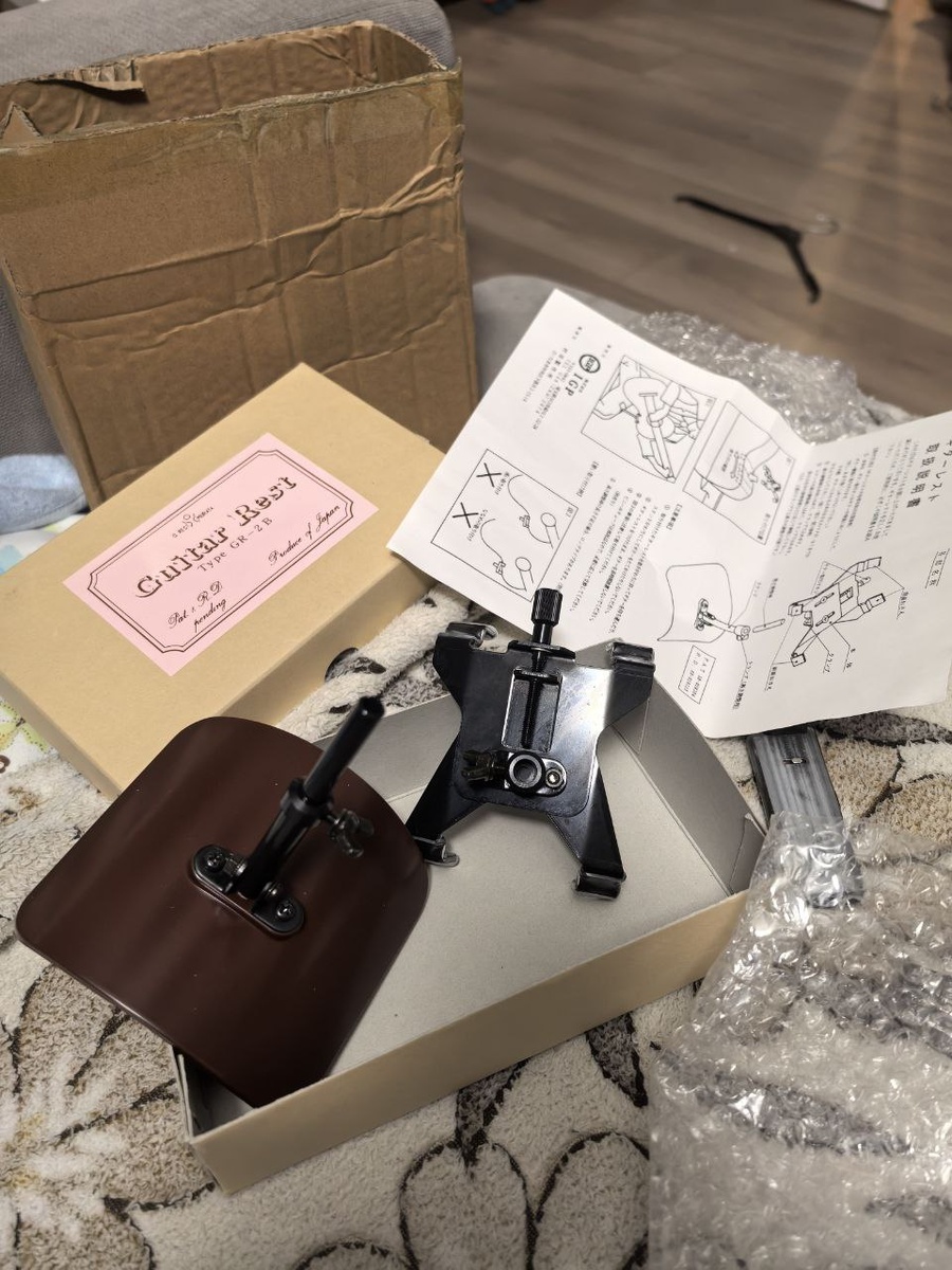 Та самая Мурата! Я ее сразу узнал! Даже коробка не изменилась! ))) Когда-то, у меня была именно такая, только цвета хром. Суппорт, огонь! 🔥 Тащился всегда от нее. Поэтому и отвалил почти 10 к. Цена конечно атас, не для слабонервных. Когда-то, я брал ее с Европы за 5 к, что тоже не мало.