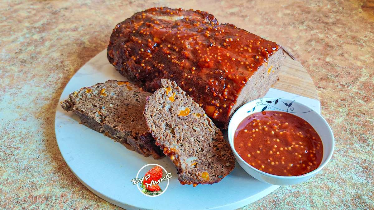 Мясной рулет в пряной глазури