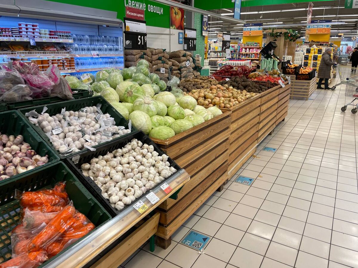    Это самый вредный овощ в магазине, перестаньте травить свой организм. Объясняю, по какой причине нельзя покупать