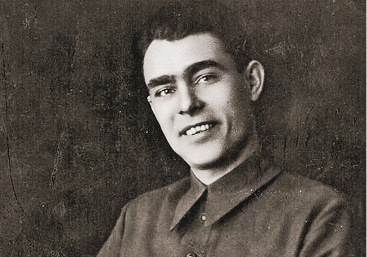 Человек аппарата: как карьера определила национальность Леонида Брежнева