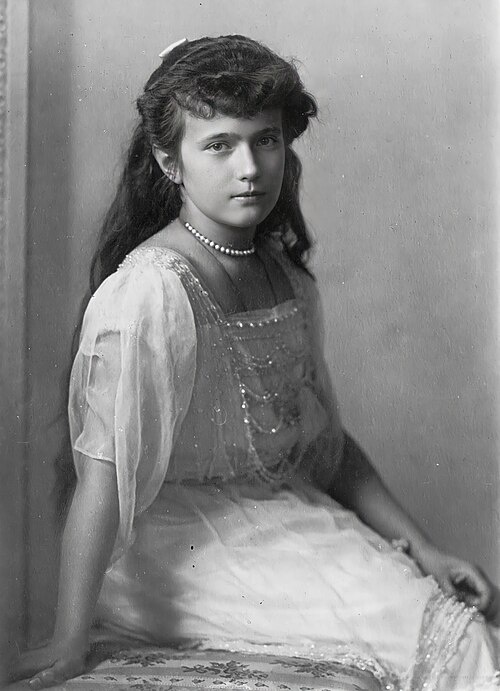 Анастасия Николаевна (Романова) (18 июня 1901, Петергоф, Санкт-Петербургская губерния — 17 июля 1918, Дом Ипатьева, Пермская губерния) — великая княжна, четвёртая дочь императора Николая II и Александры Фёдоровны. Расстреляна вместе с семьёй в доме Ипатьева