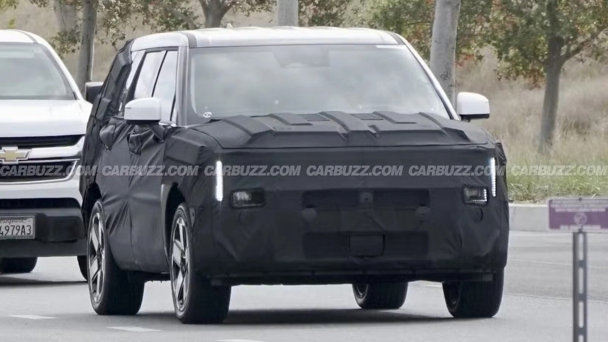 Фото CarBuzz  📷
