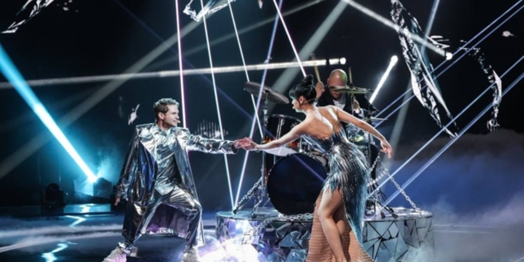 Диана Анкудинова в ВИА "Супер стар" 25.10.25