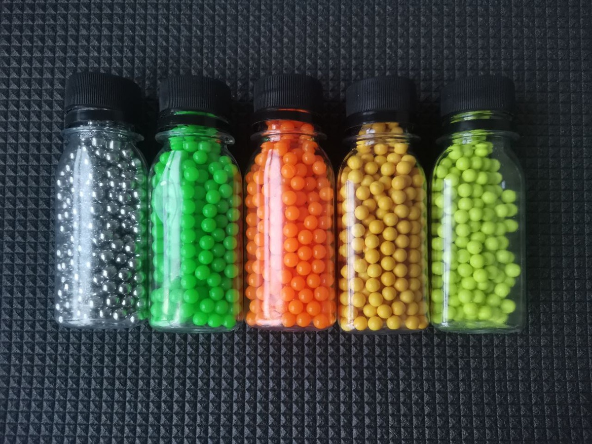 Пластиковые шарики, диаметром 6 мм и весом ~ 0,1 г: