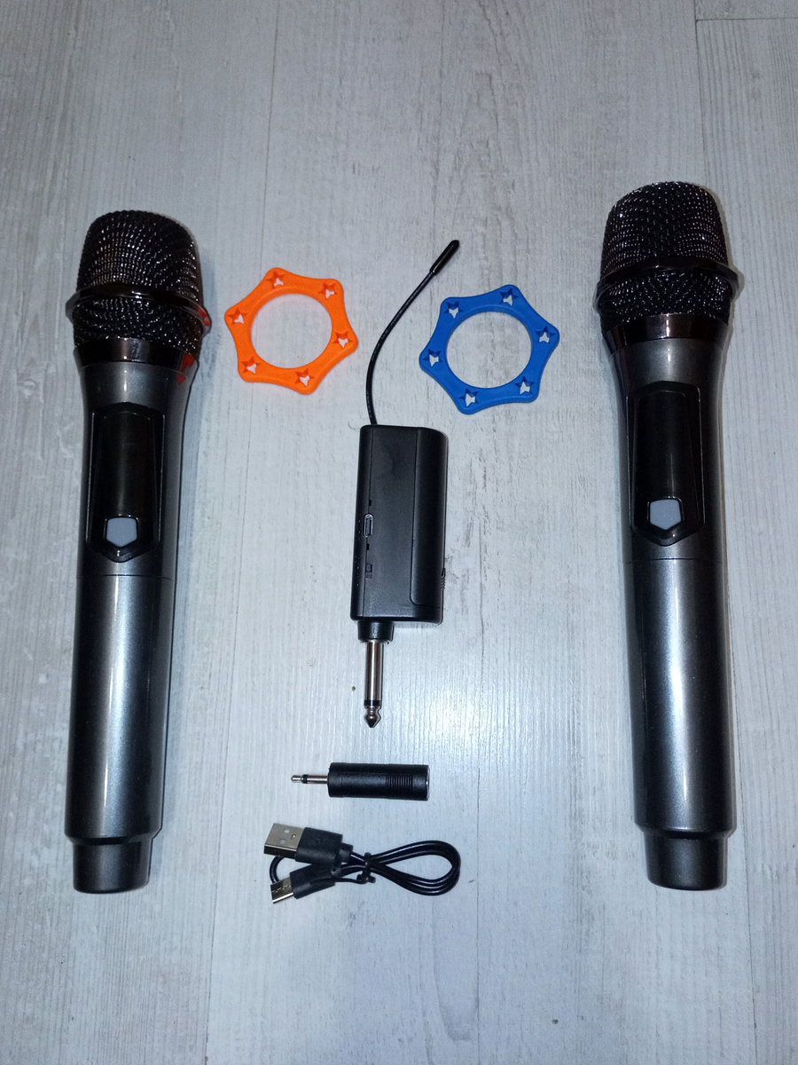 комлект (аккумуляторы вставлены) 