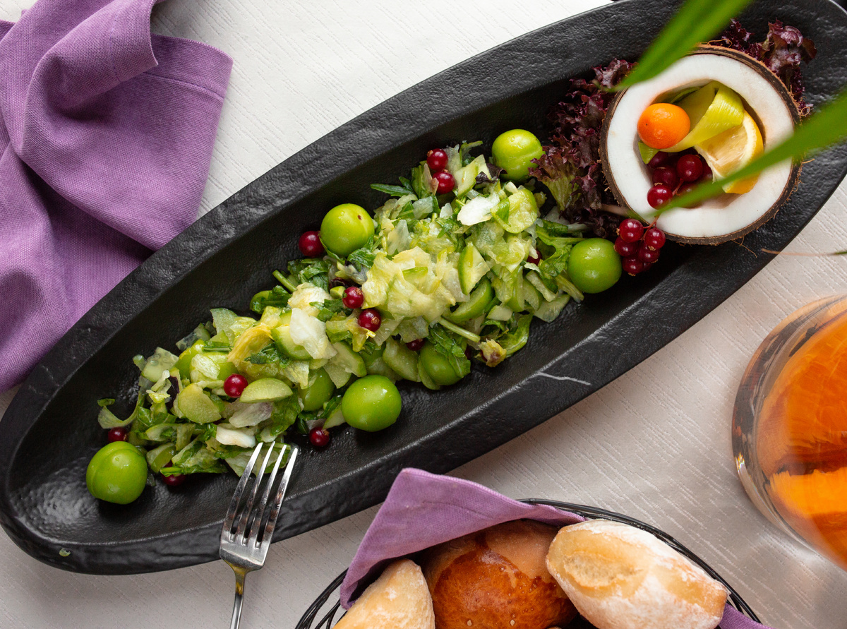    Мировой салат на Новый год. Лишь четыре ингредиента и несколько минут на приготовление