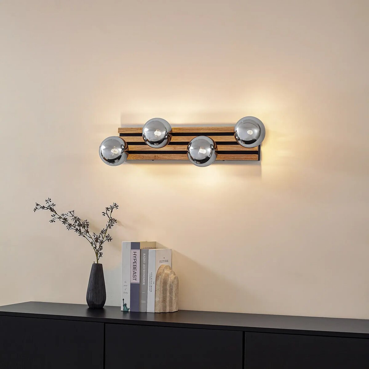 Немецкий настенный светильник в скандинавском стиле