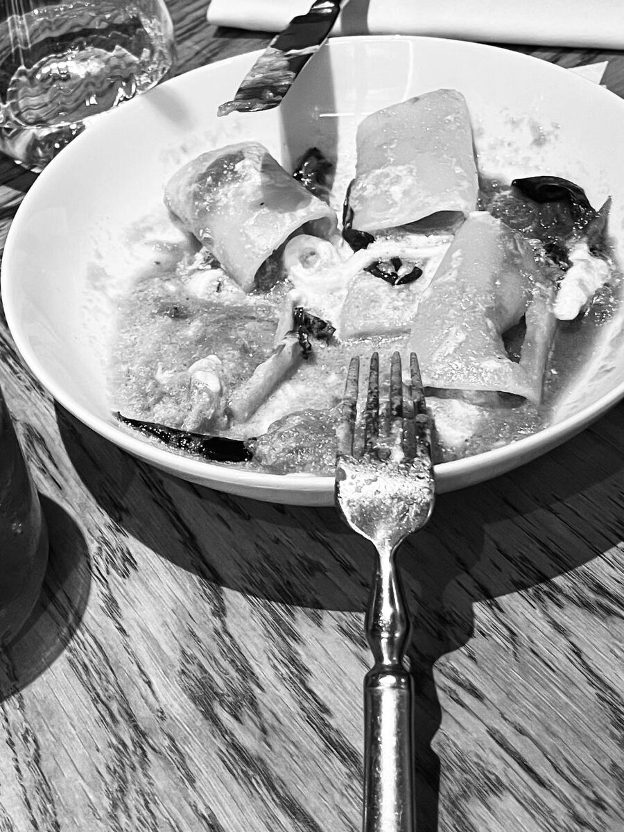 Паккери, томаты, баклажан, страчателла