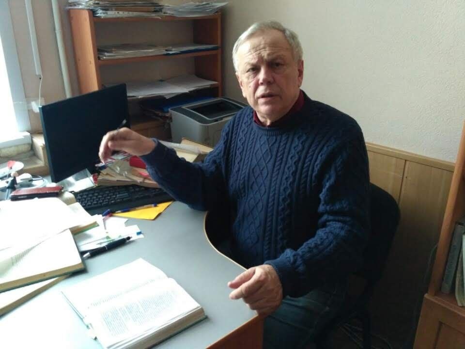    Не забывайте перечитывать любимые книги, советует Сергей Скибин. Как это делает он сам. Фото предоставлено сетевым изданием "RIA56"