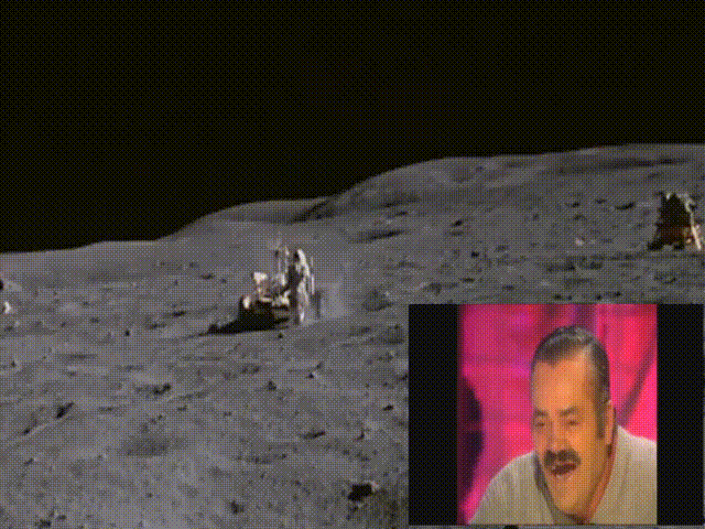 Напомню, что никаких "астронавтов", катающихся на ровере никто до сих пор не смог показать.