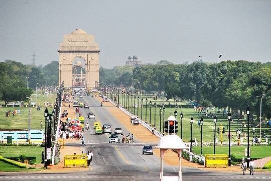    Эксперты указали на укрепление отношений Индии и России на фоне пошлин США и напомнили о Сталиных и Лениных