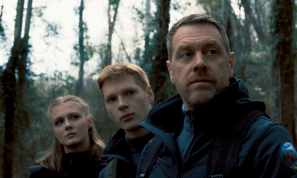 Кадр из сериала "Эльбрус" (2025)