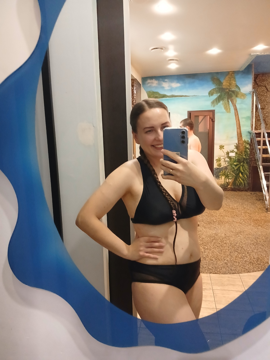 Рост: 164см. Вес: 72,2кг.