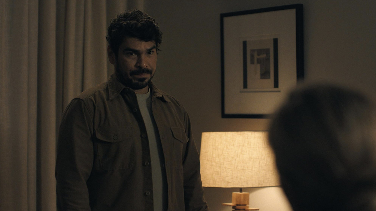 Кадр из фильма "Рука, качающая колыбель"