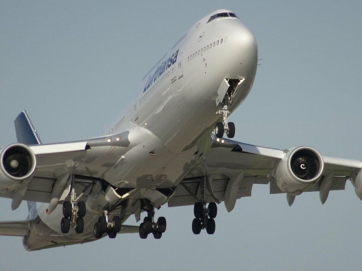    Boeing 747-8CC BY-SA 2.0 / Neuwieser /