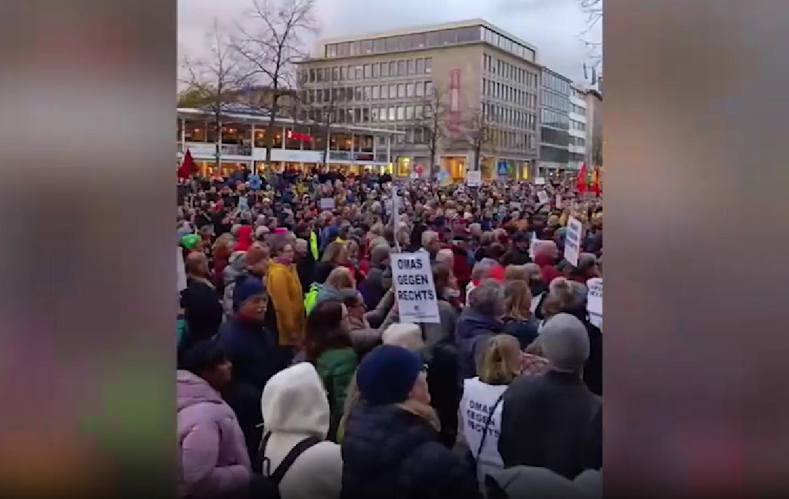     / Источник: Кадр из видео