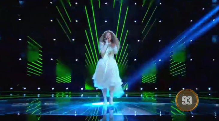 Варвара Ступина. Источник: скриншот фрагмента из шоу «Ну-ка, все вместе!» 7 сезон 7 выпуск от 24.10.2025