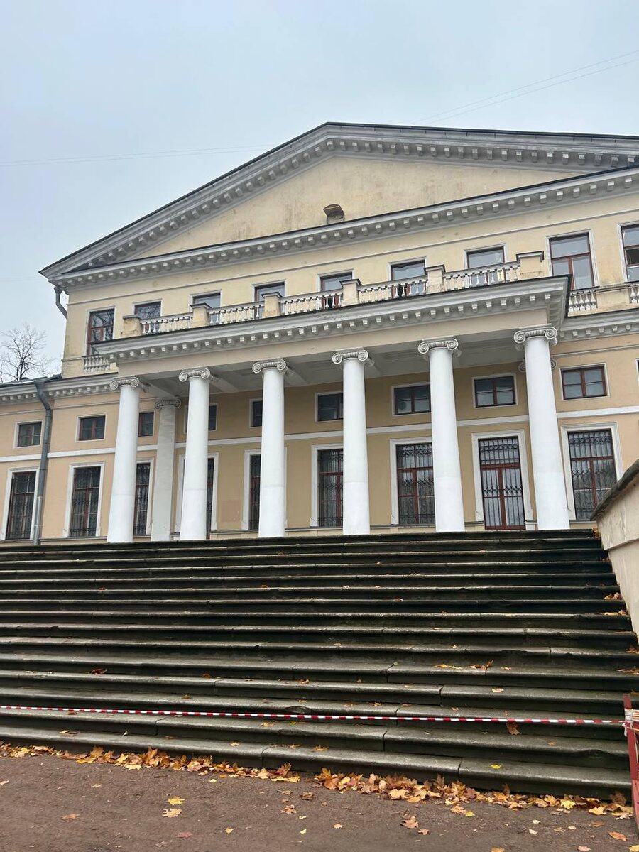 #СанктПетербург #Питер #НовостиСПб #СевернаяСтолица #Невский #ПрогулкиПоПитеру #КрасотаПетербурга #АрхитектураПетербурга 