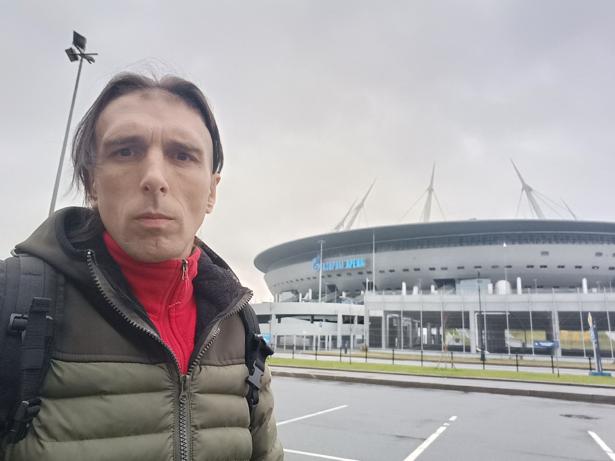 Иду получать стартовый пакет. Опять Арена. 