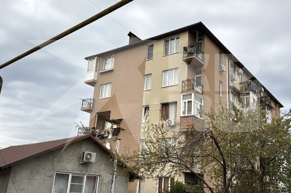    В Сочи начали расчистку дома после взрыва бытового газа Олег УМАРОВ
