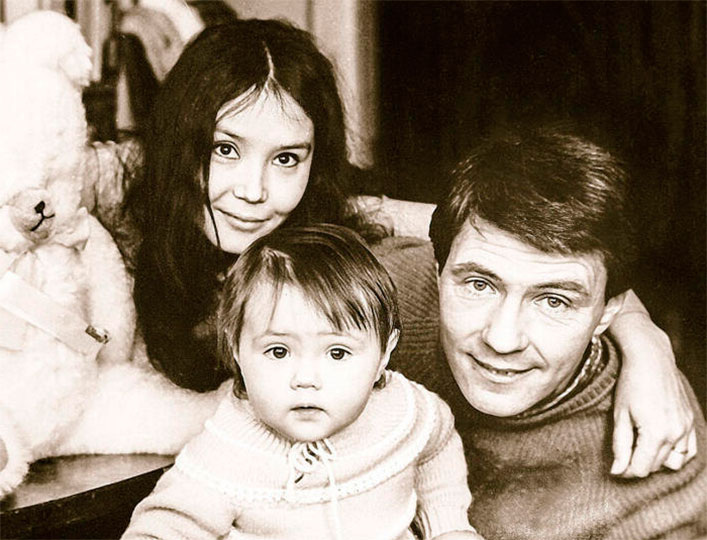 Наталья Аринбасарова и Николай Двигубский с дочкой Катей