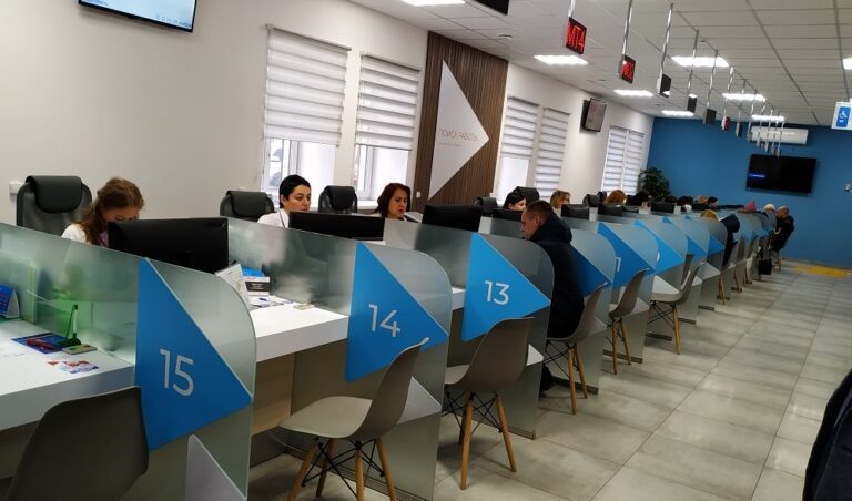    Служба занятости Оренбуржья трудоустроила более 100 участников СВО и членов их семей Оренбуржье