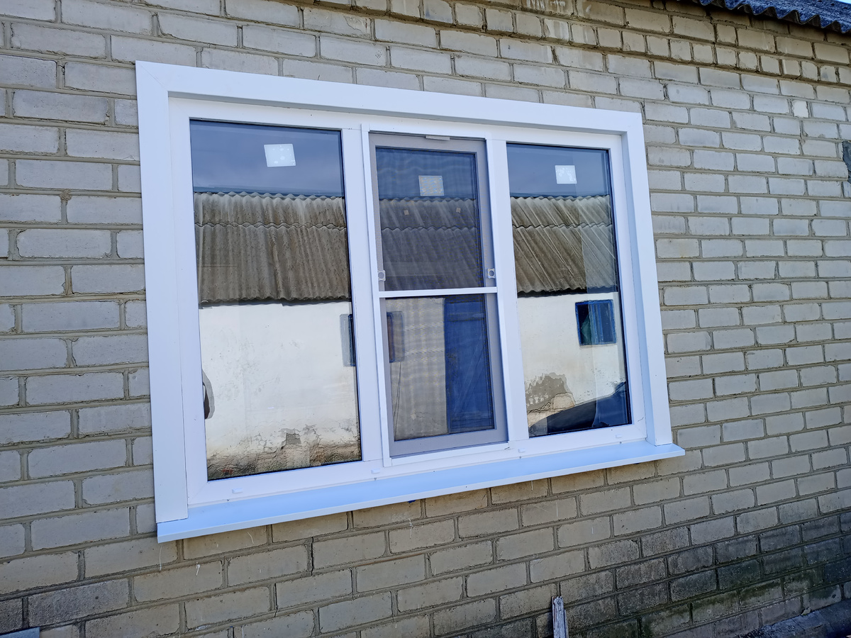 Окно довольно большое. 180х130