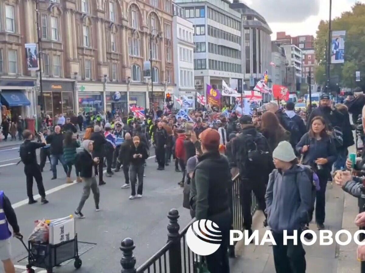    Массовая акция в центре Лондона© РИА Новости