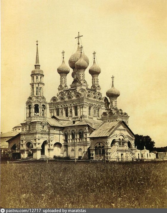 Усадьба Останкино. Троицкий храм (1872 г.) (фото из интернета).