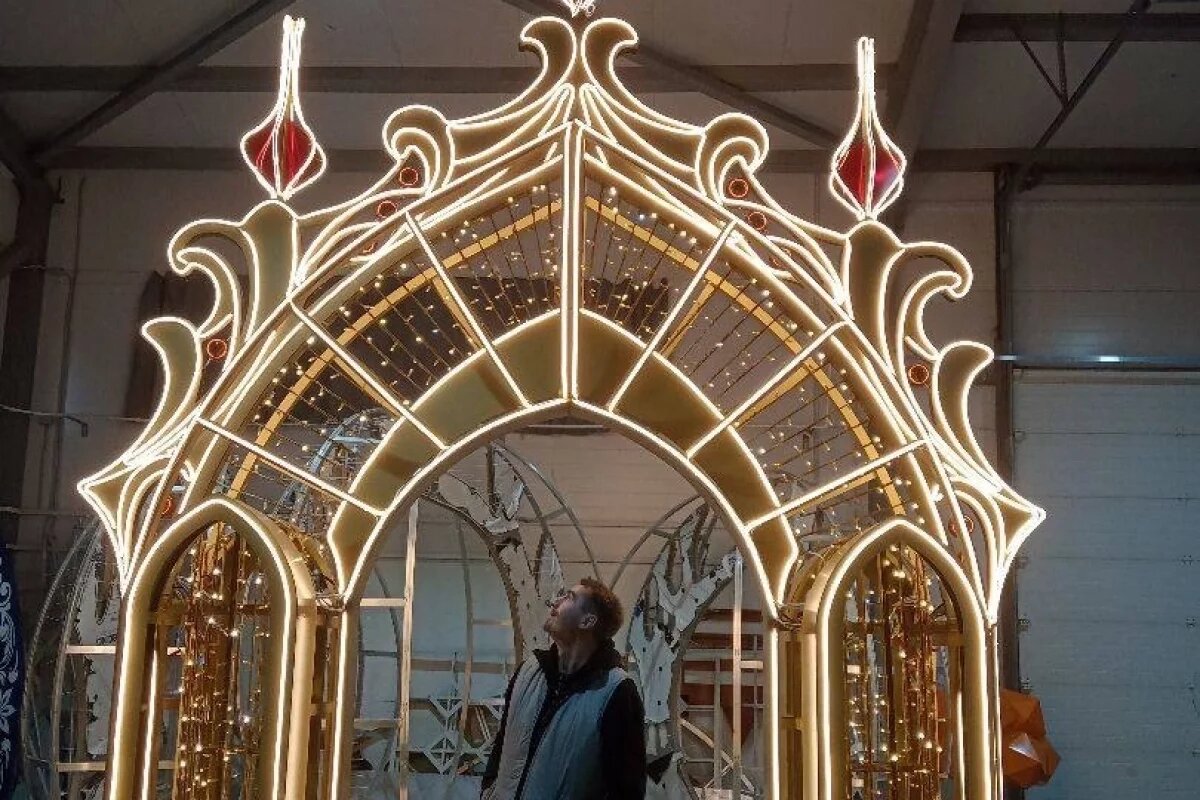    Две новые световые арки закупили для новогоднего оформления Великих Лук