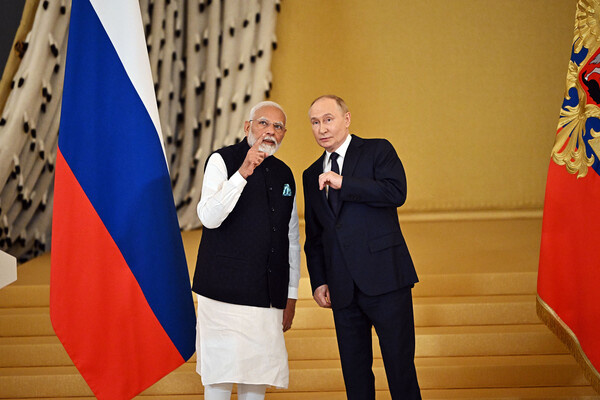 Президент РФ Владимир Путин и премьер-министр Индии Нарендра Моди / Сергей Бобылев/РИА Новости  