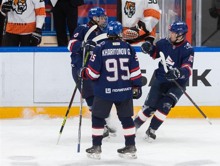    ФОТО: пресс-служба ХК "Лада"