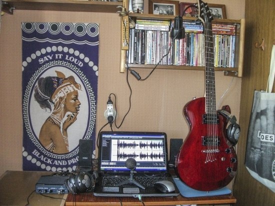 НАШ МУЗЫКАЛЬНЫЙ УГОЛОК...