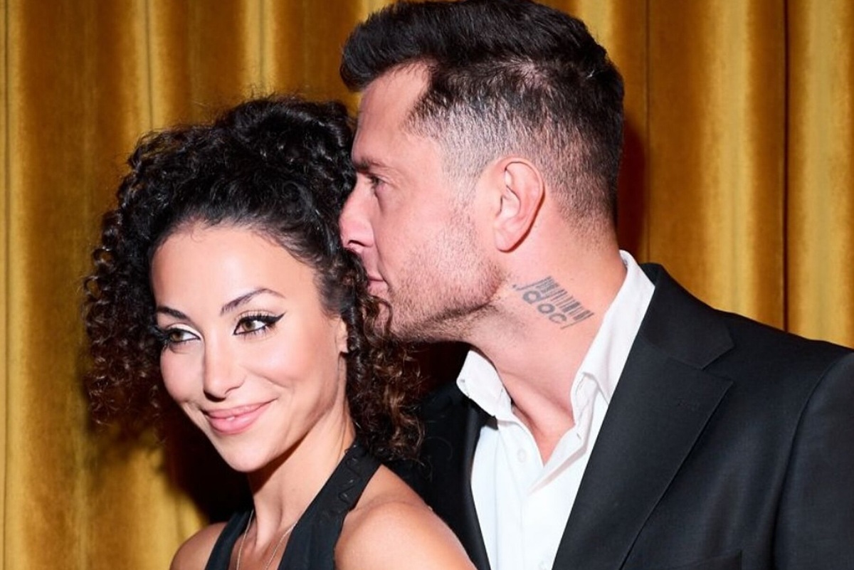     «Нам светили фарами, поэтому мы не стали больше воровать»: Павел Прилучный с женой и сыном «сходили на дело» в Турции