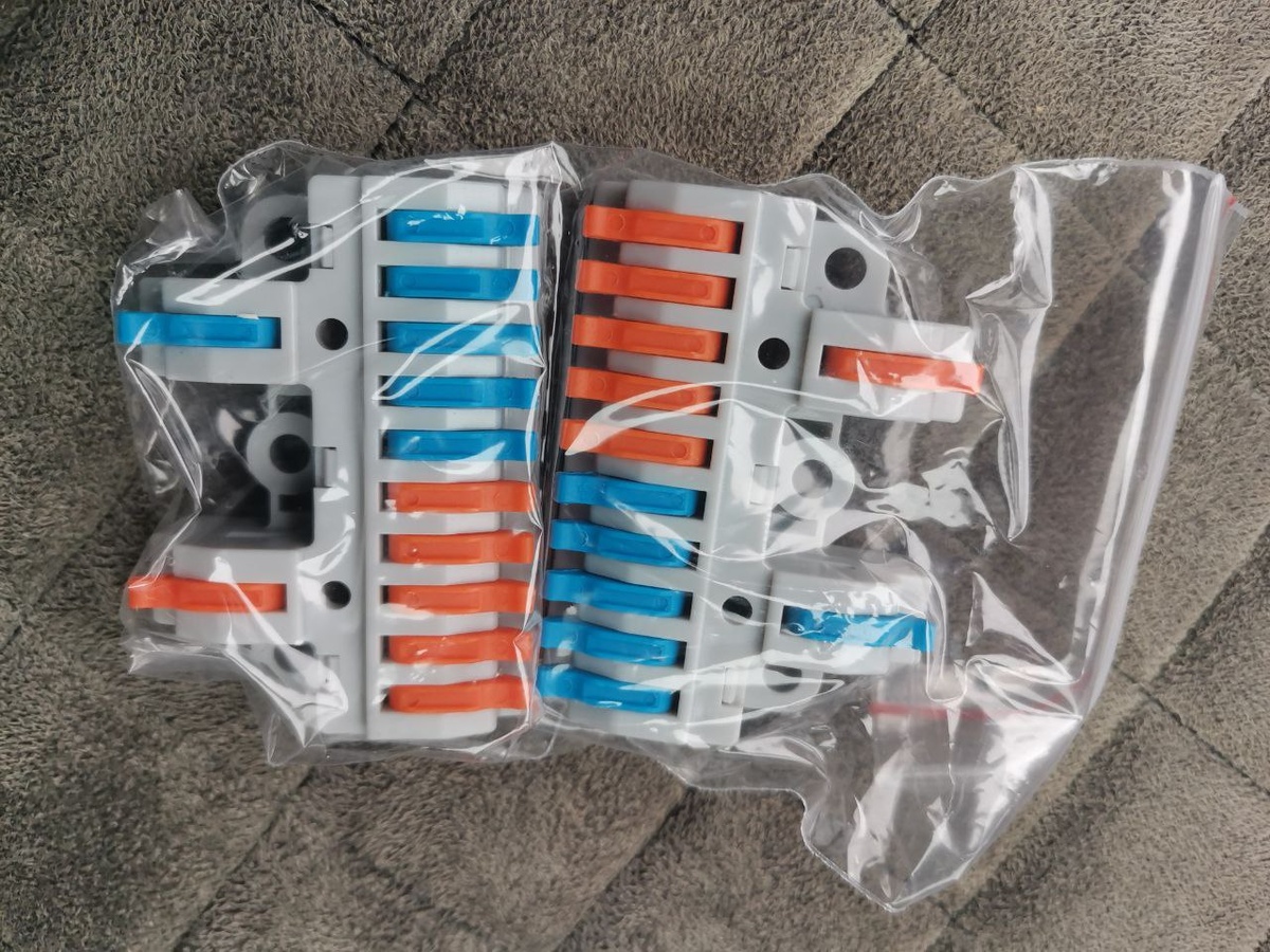 Клеммы двухполярные 2 в 10 контактов