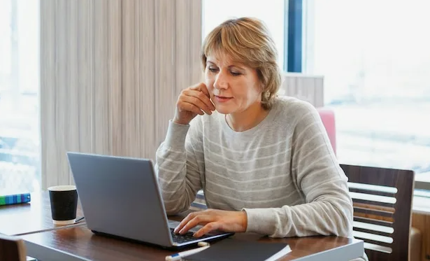 подружилась с интернетом