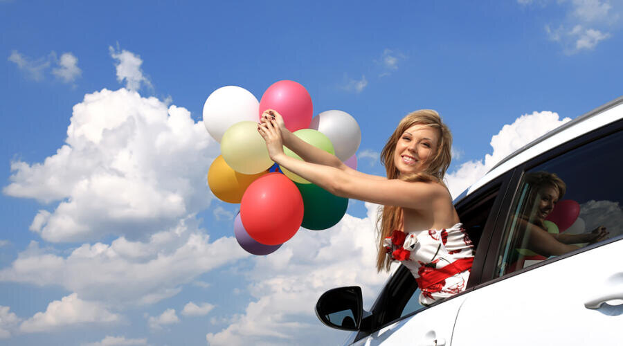    Существует ли автомобиль в форме шара? Фото: DenPhotos, по лицензии shutterstock.com