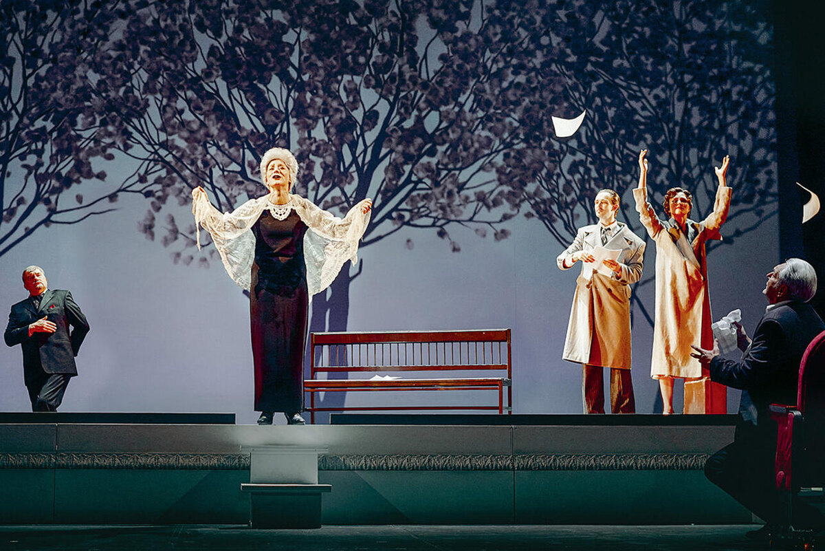    Вера Воронкова в юбилейном спектакле Театра им. Пушкина «И будет театр!..» Пресс-служба Театра им. Пушкина