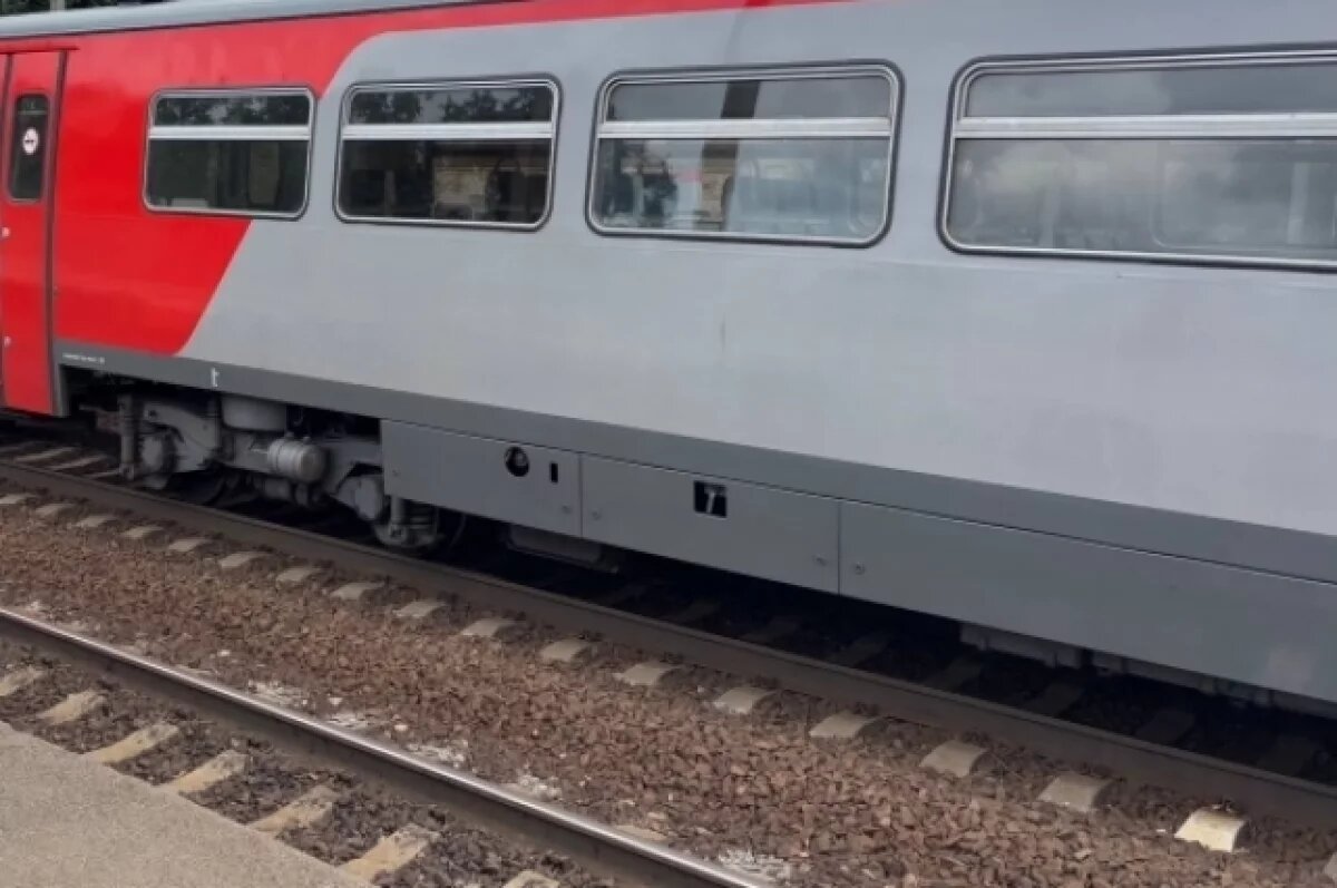    Между Москвой и Алма-Атой возобновляется прямое железнодорожное сообщение