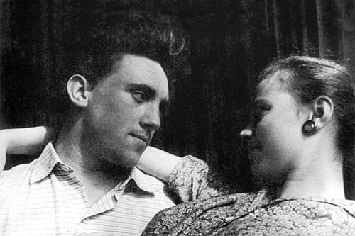 Владимир Высоцкий и Иза Жукова 1958 год. Фото из Музея Владимира Высоцкого.