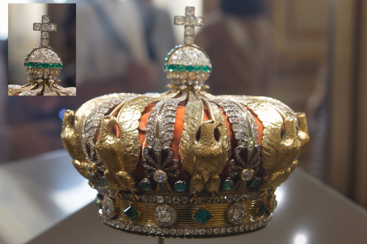 Корона императрицы Евгении, супруги Наполеона III. Источник: https://royalfashionnews.substack.com/p/horror-at-the-louvre-brazen-daytime