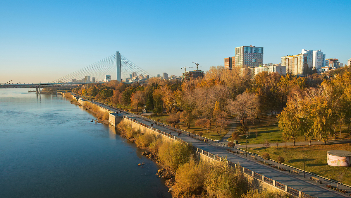 Парк «Михайловская набережная». Новосибирск. Фотография - www.openmainphoto.ru