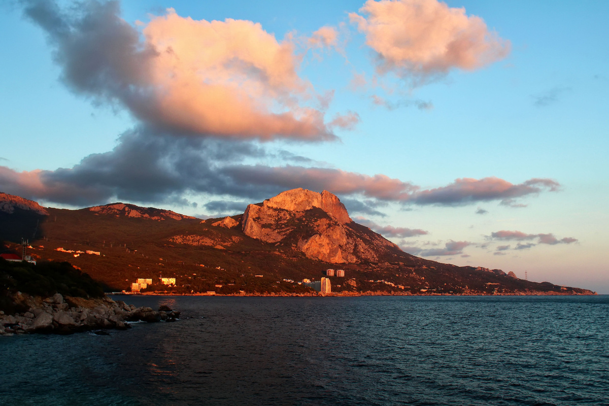 Вечер в урочище Батилиман в Крыму